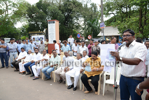 dyfi protest  1